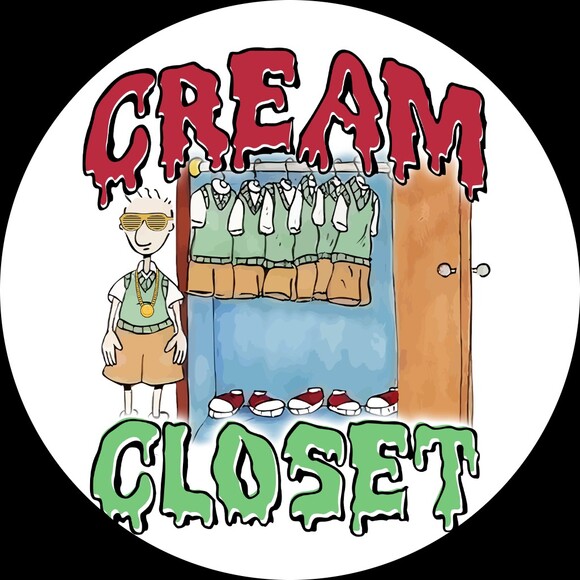 cream_closet